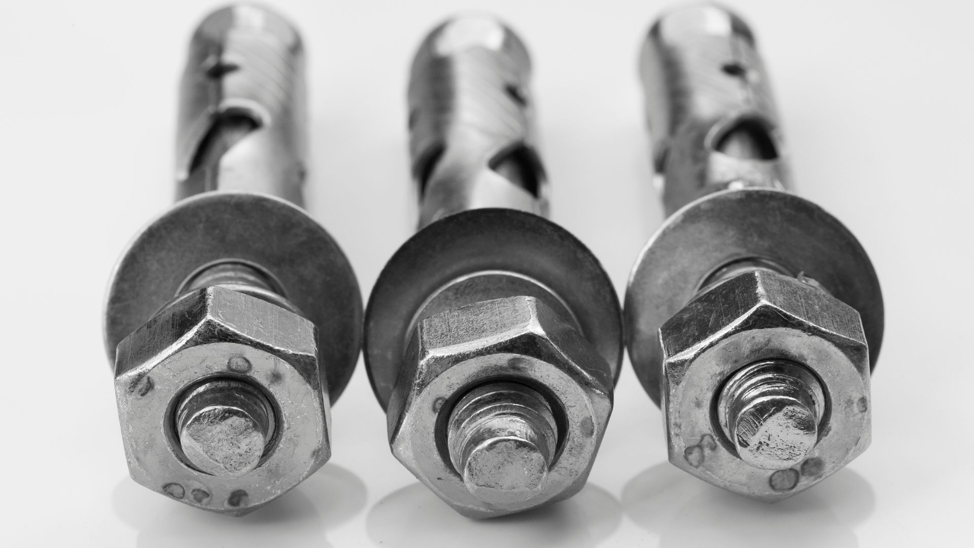 Advantages of Using Wedge Anchors in Construction